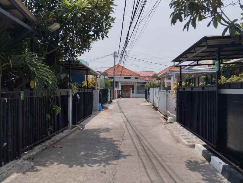 dijual rumah cisaranten kulon