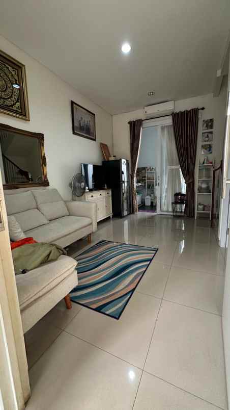 dijual rumah citragran cbd cibubur