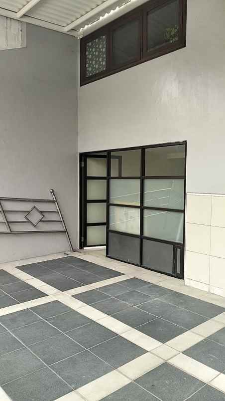 dijual rumah citraland international