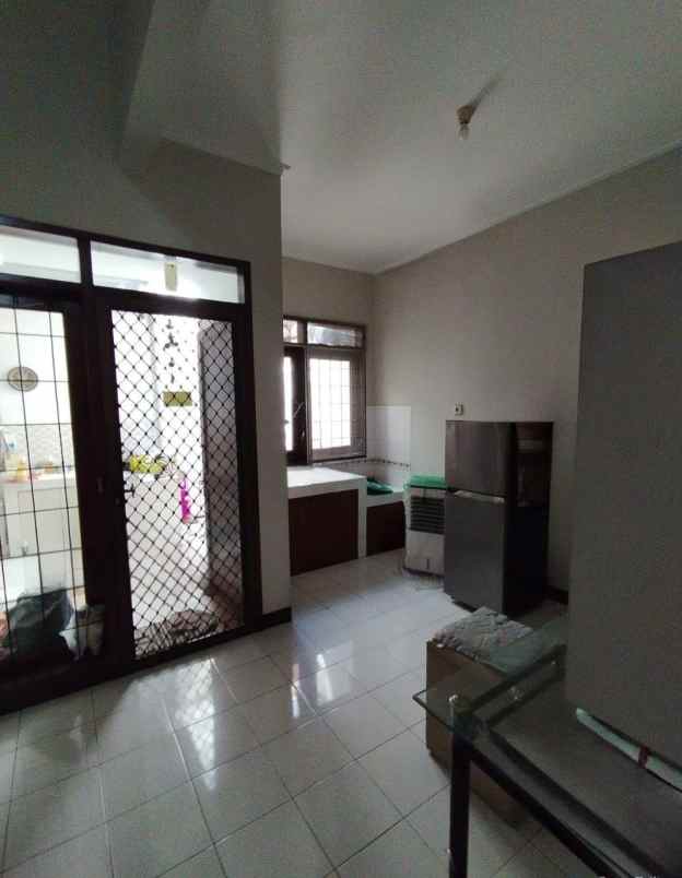 dijual rumah citraland taman puspa raya