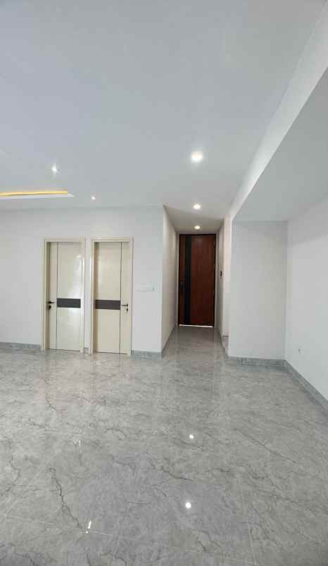 dijual rumah citraland woodland