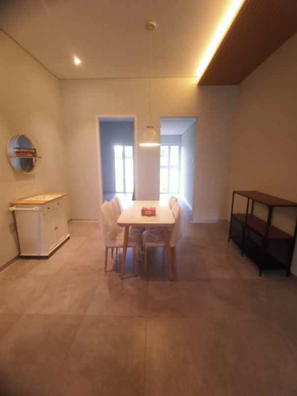 dijual rumah cluster alamanda dago