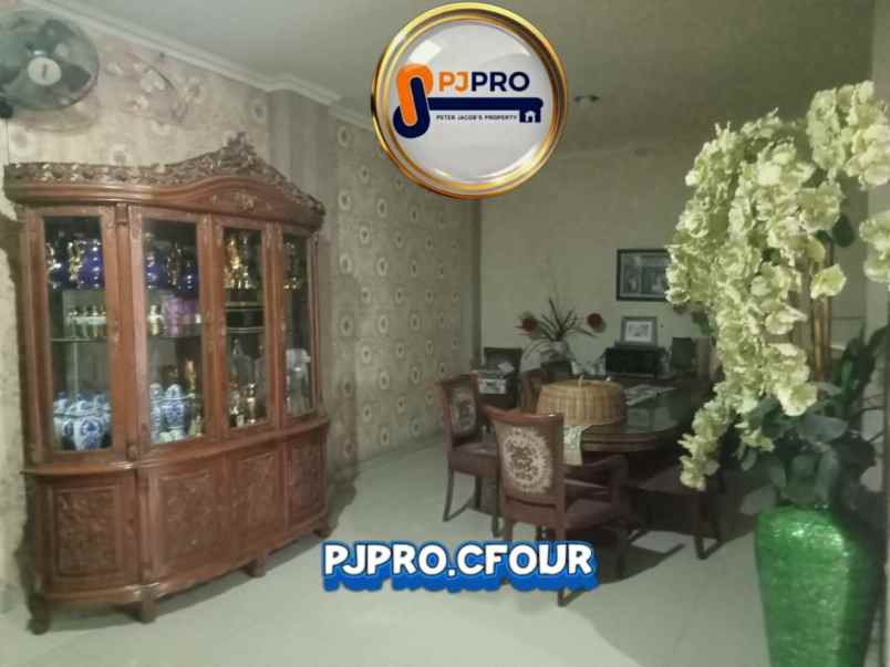 dijual rumah cluster alamanda harapan indah