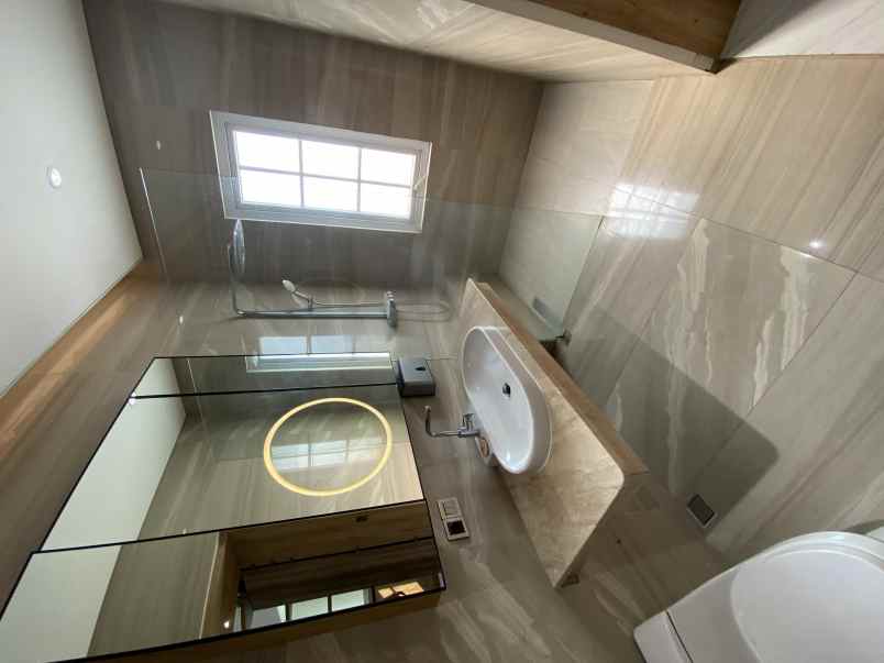 dijual rumah cluster aquamarine phg