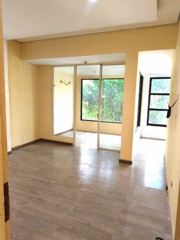 dijual rumah cluster layar permai pik