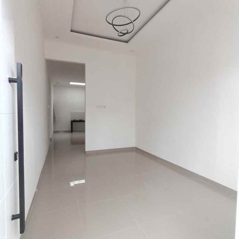 dijual rumah cluster malioboro