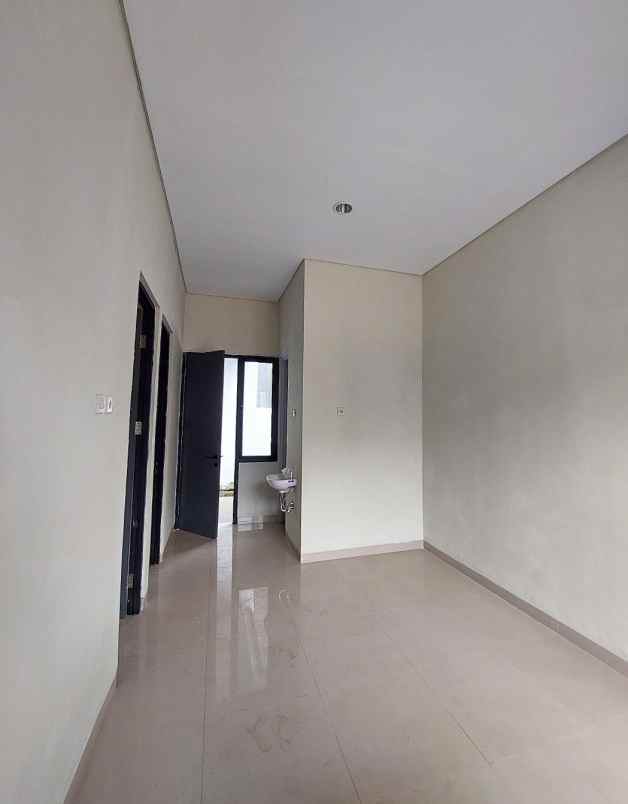 dijual rumah cluster munchen perumahan