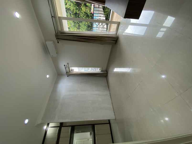 dijual rumah cluster pascal scientia