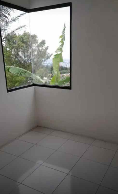 dijual rumah cluster setiabudhi