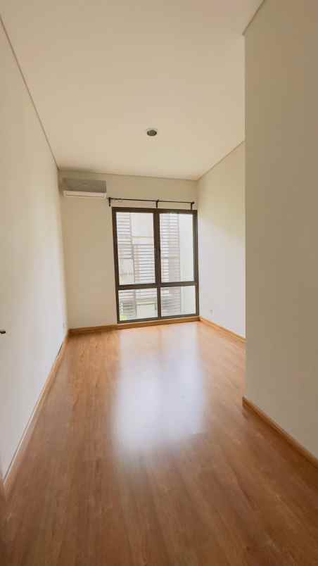 dijual rumah cluster whelford greenwich