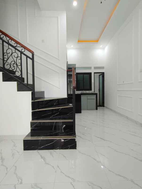 dijual rumah condet batu ampar jaktim