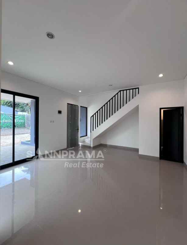 dijual rumah curug bojongsari depok