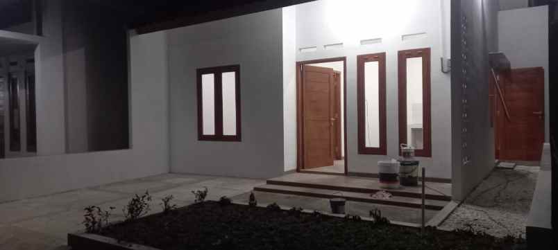 dijual rumah custom baru pesan bangun di kudus