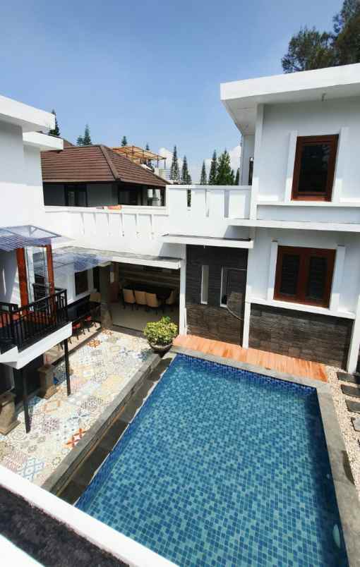 dijual rumah dago pakar djuanda