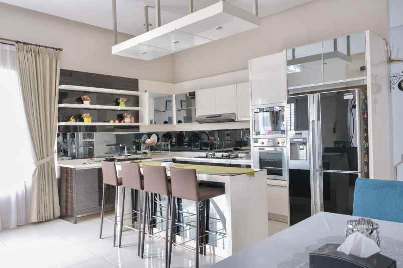 dijual rumah dago resort bandung utara