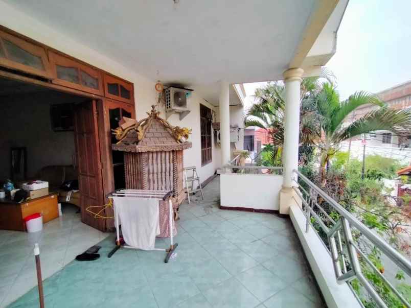 dijual rumah darmo permai selatan