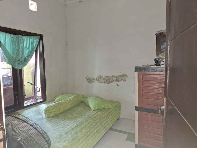 dijual rumah dekat kampus jember jl kaliurang