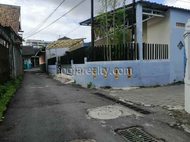 dijual rumah demangan gondokusuman kota