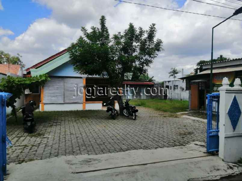 dijual rumah demangan gondokusuman kota