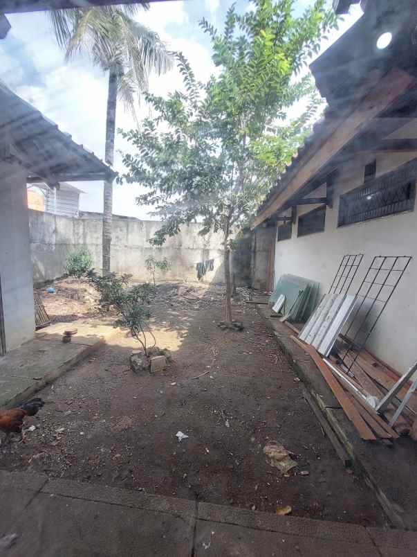 dijual rumah di cirendeu ciputat tangerang selatan