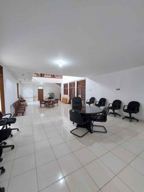 dijual rumah di cirendeu ciputat tangerang selatan