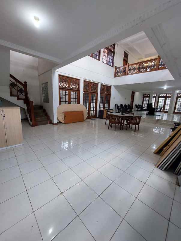 dijual rumah di cirendeu ciputat tangerang selatan