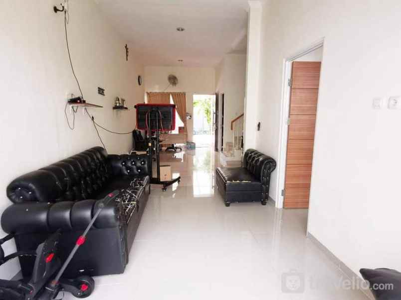 dijual rumah di cluster green bintaro indah tangsel