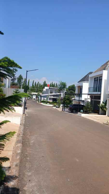 dijual rumah di grandia metropolis ngapo semarang