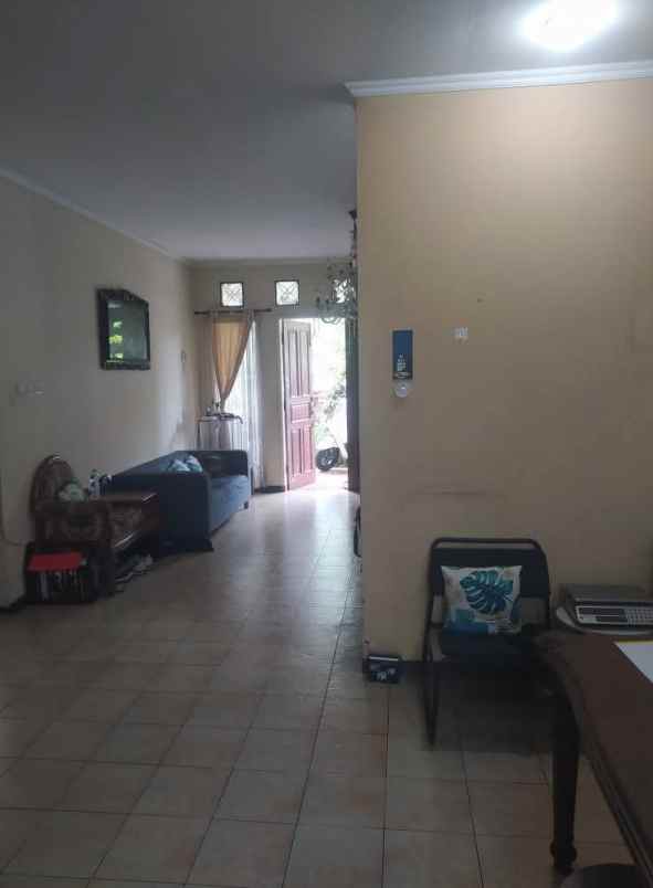 dijual rumah di perumahan pondok jaya lokasi tenang