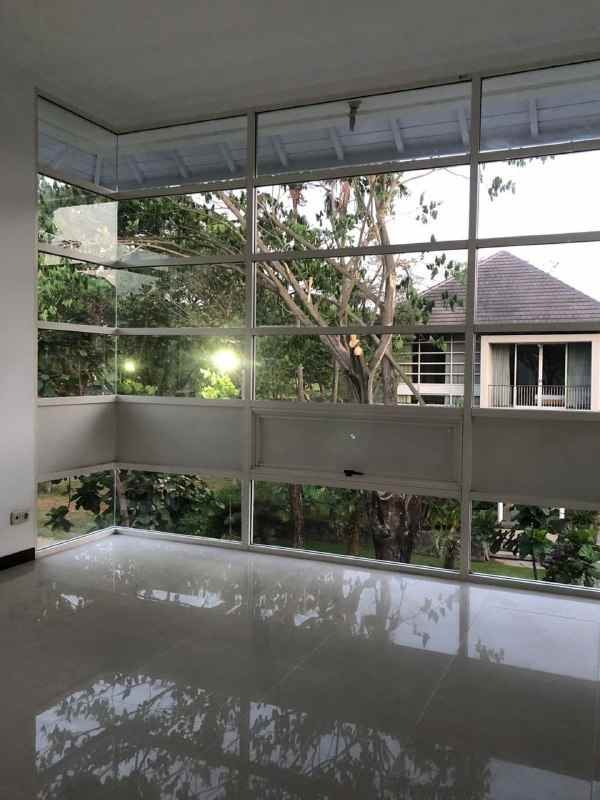 dijual rumah diamond hill