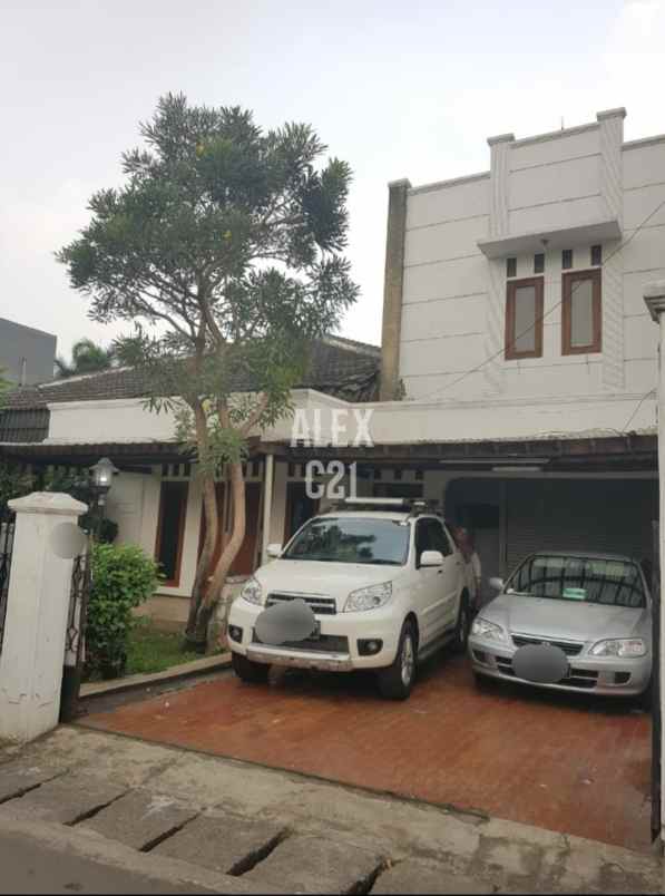 dijual rumah dicipete utara jakarta selatan