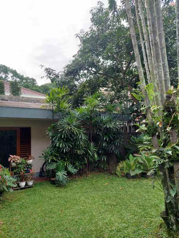 dijual rumah djuanda dago dipatiukur