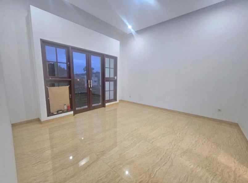 dijual rumah duren sawit jaktim
