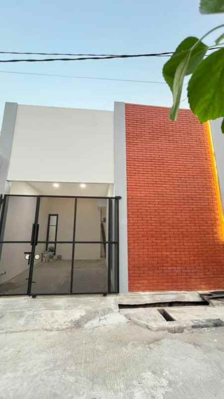 dijual rumah duta lestari