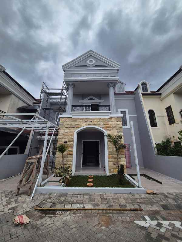 dijual rumah galaxy royal palace