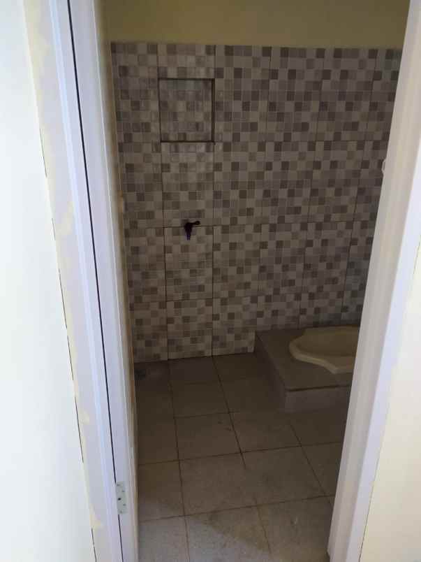 dijual rumah gamprit pondok gede kota