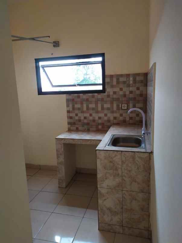 dijual rumah gamprit pondok gede kota