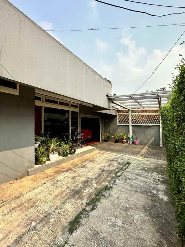 dijual rumah gandaria selatan