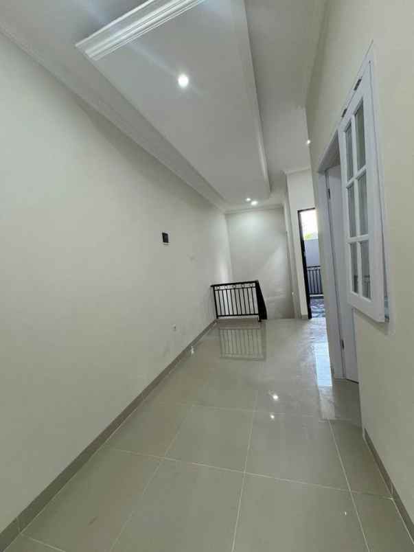 dijual rumah gdc sukmajaya depok