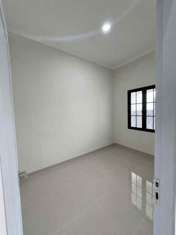 dijual rumah gdc sukmajaya depok