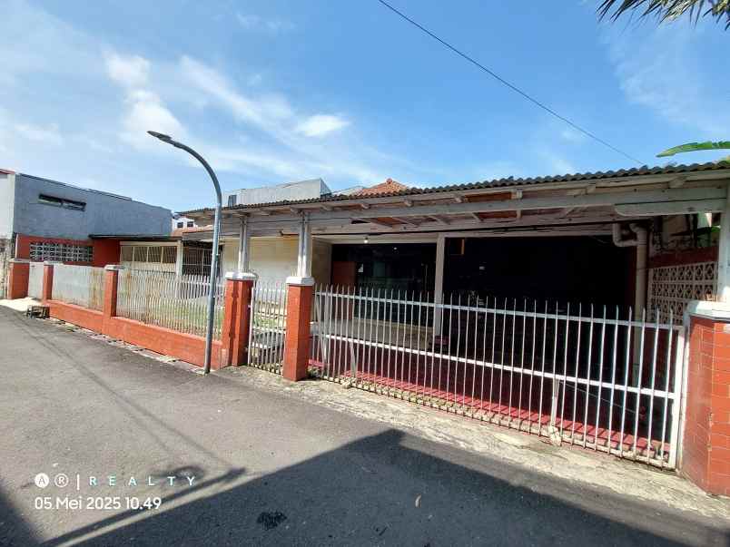 dijual rumah gegerkalong setiabudhi