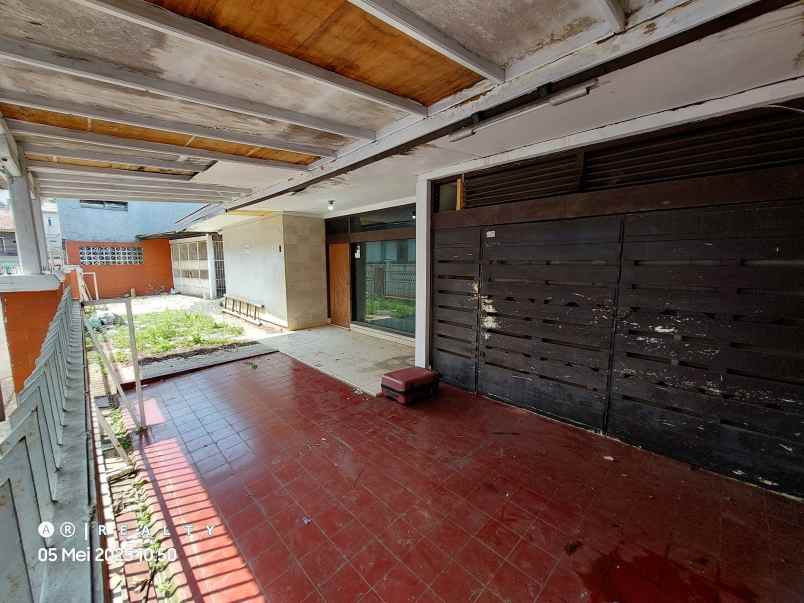 dijual rumah gegerkalong setiabudhi