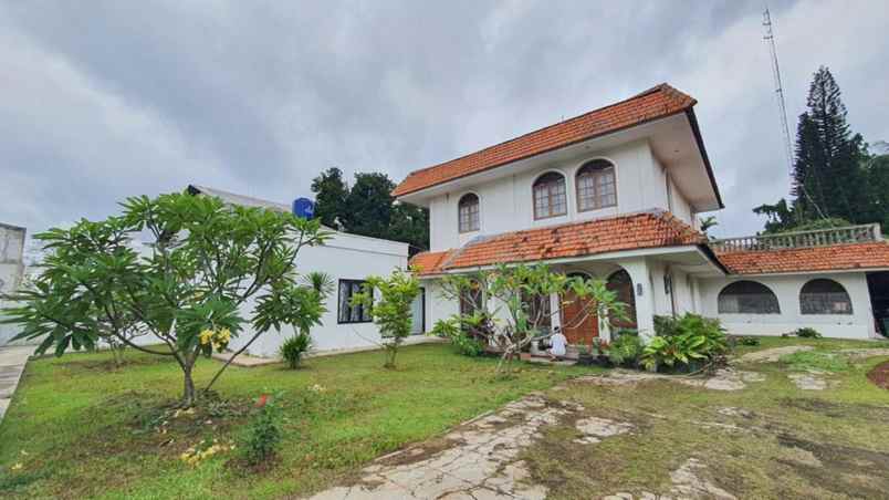 dijual rumah grand ciputat residence