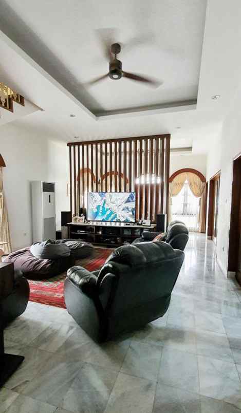 dijual rumah grand ciputat residence