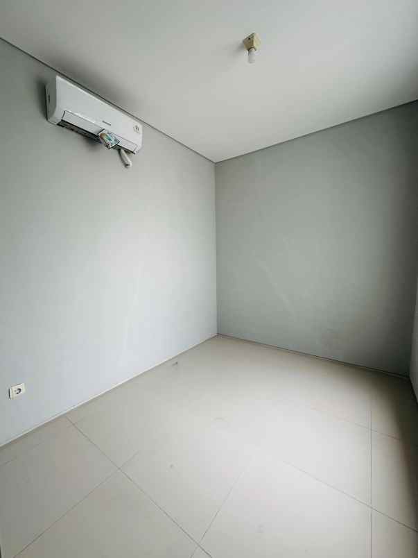 dijual rumah grand pakuwon buntaran