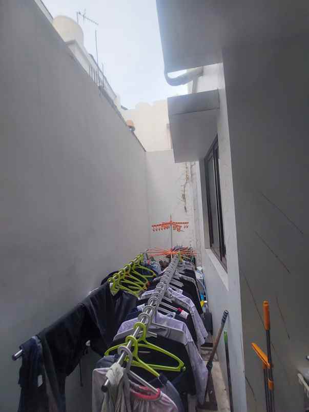 dijual rumah harapan baru