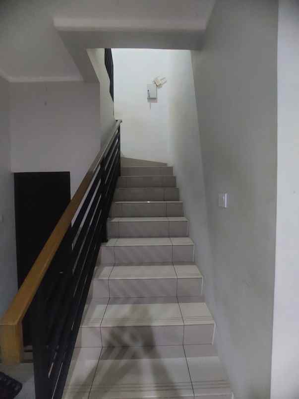 dijual rumah harapan baru