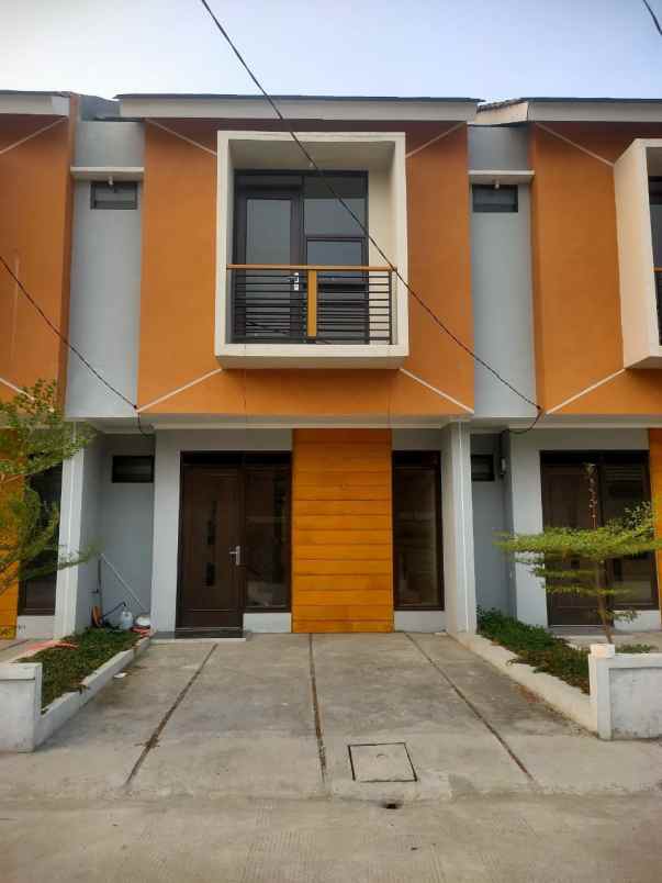 dijual rumah harapan indah