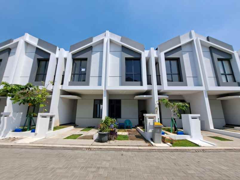 dijual rumah harapan indah cluster kana