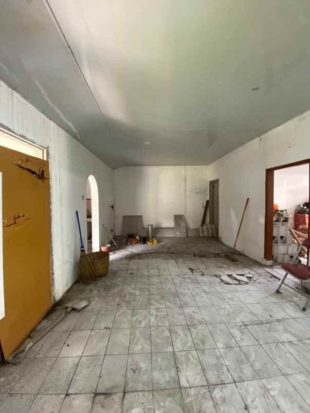 dijual rumah hitung tanah lokasi sulfat kota malang